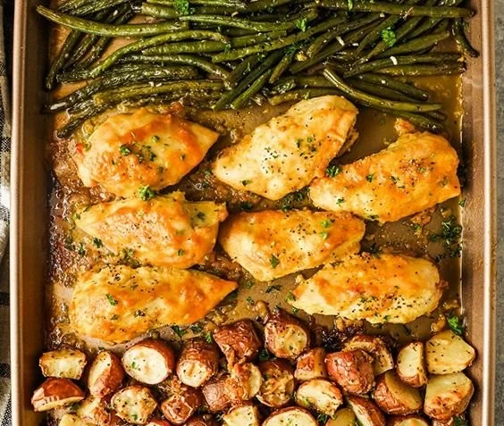 Delicious chicken breast recipes for sheet pan dinners in 2025