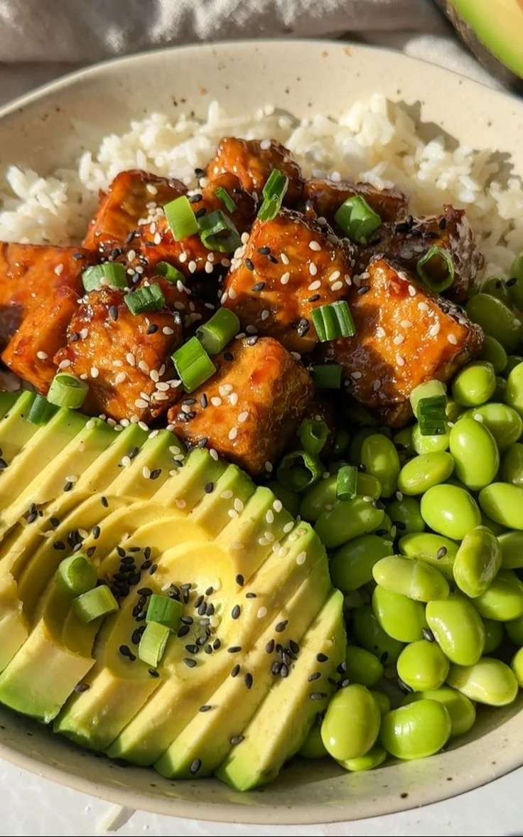 Delicious sticky tofu bowls with veggies and sauce for a healthy meal