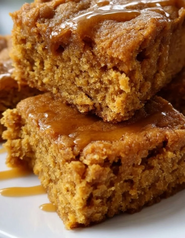 Vegan and gluten-free pumpkin maple blondies with a golden color