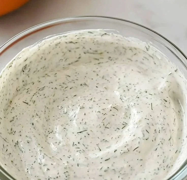 Colorful veggie platter with a creamy veggie dip for healthy snacking