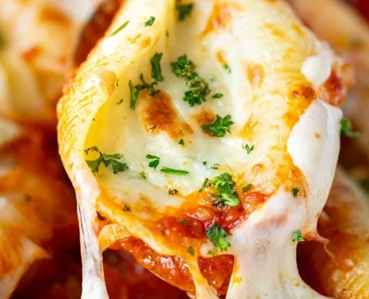 Delicious easy stuffed shells filled with cheese and herbs